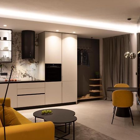 Apartman Mali Raj Pakoštane Buitenkant foto